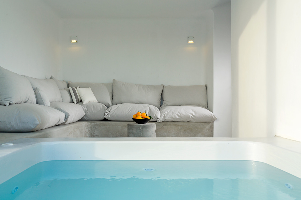 Select Green Hotels Boheme Mykonos private plunge pool