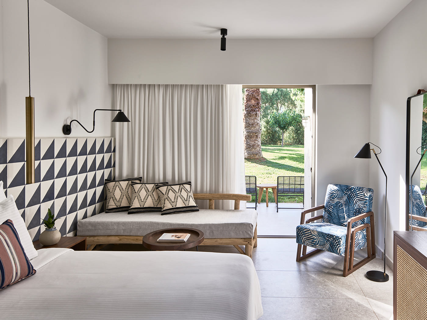 Garden View Bungalow Phãea Cretan Malia