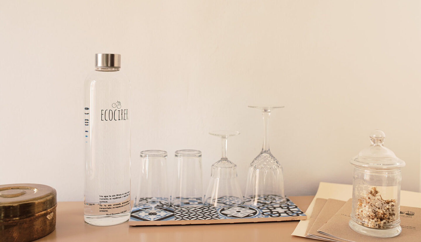 Select Green Hotels Ecocirer Soller no plastic glass bottles