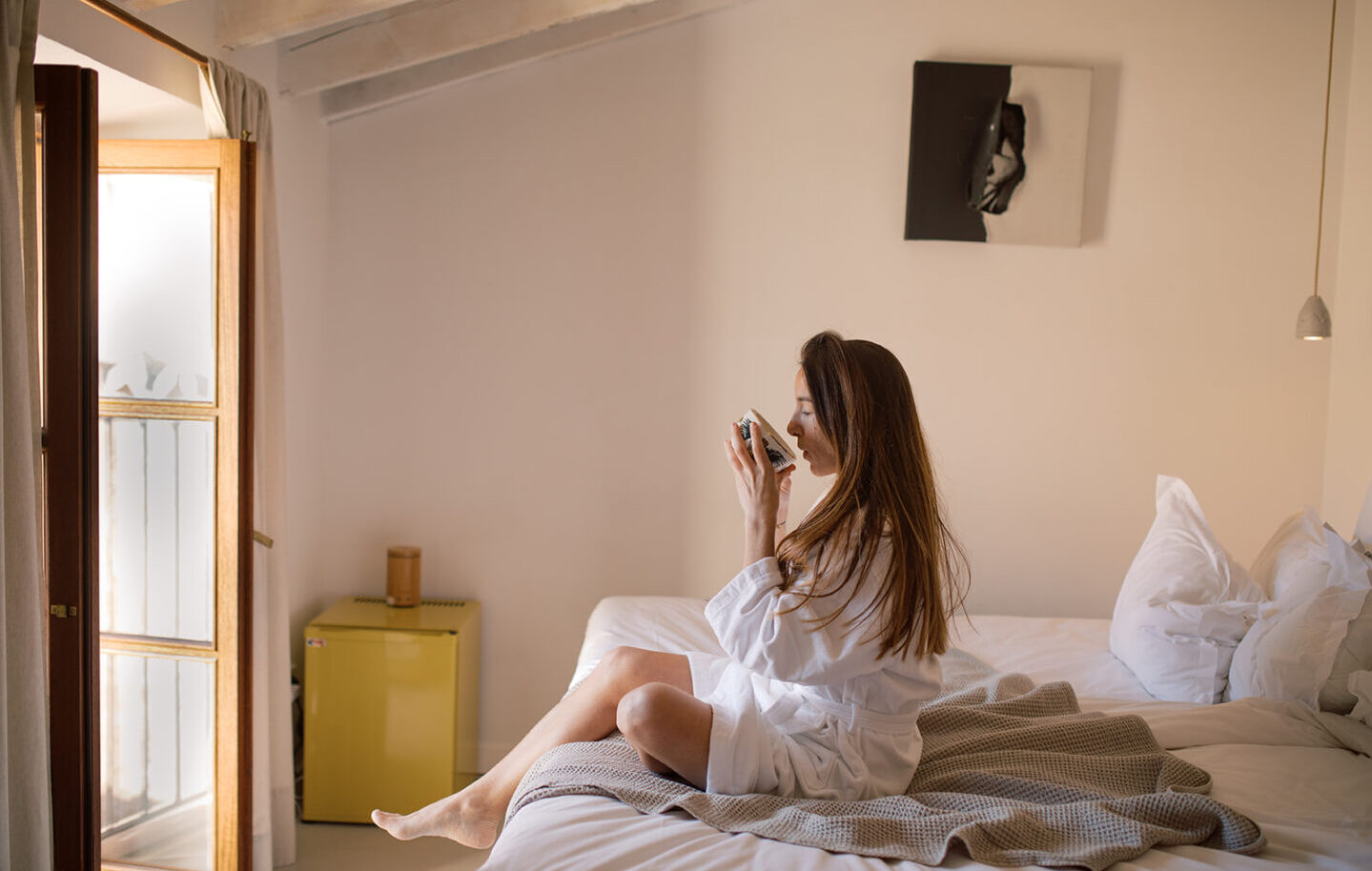 Select Green Hotels Ecocirer Soller cup of coffee