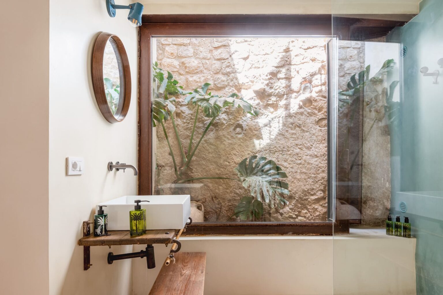 Select Green Hotels Casa Talía room suite superior bathroom