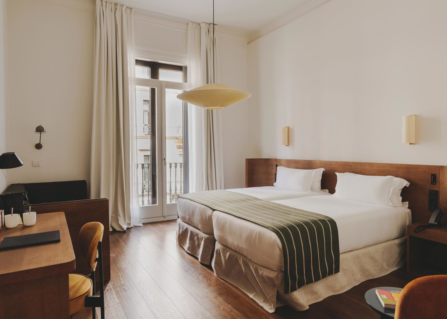 Select Green Hotels Hotel Regina room example