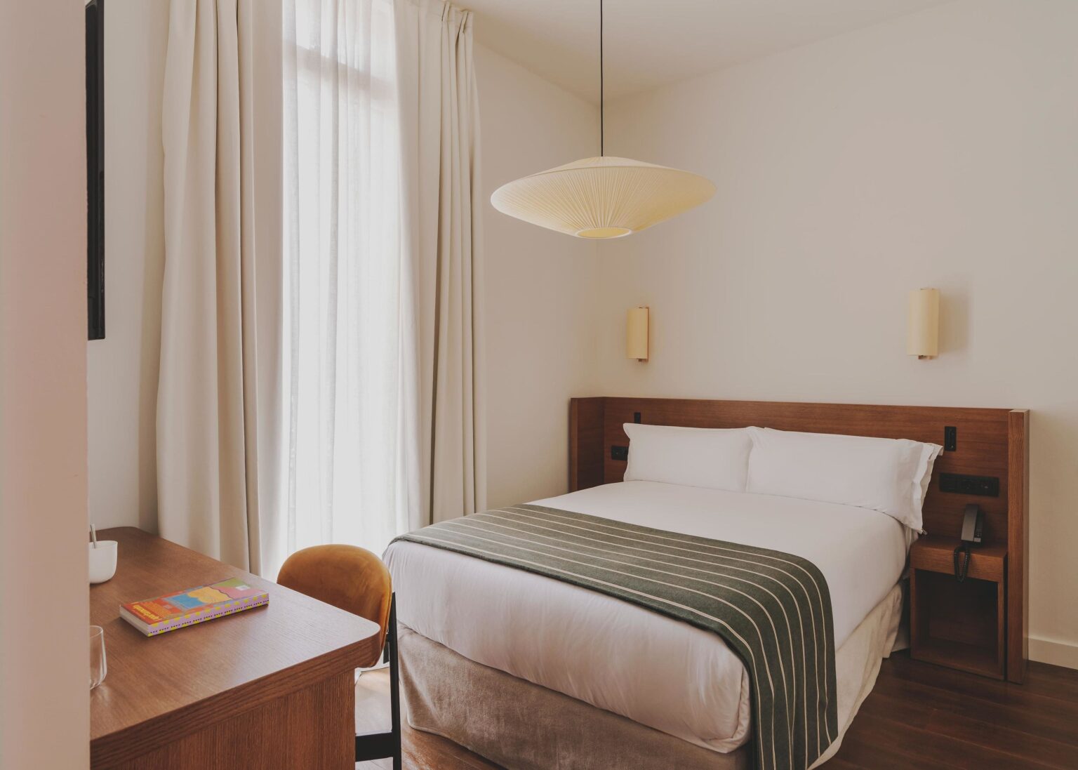 Select Green Hotels Hotel Regina room example