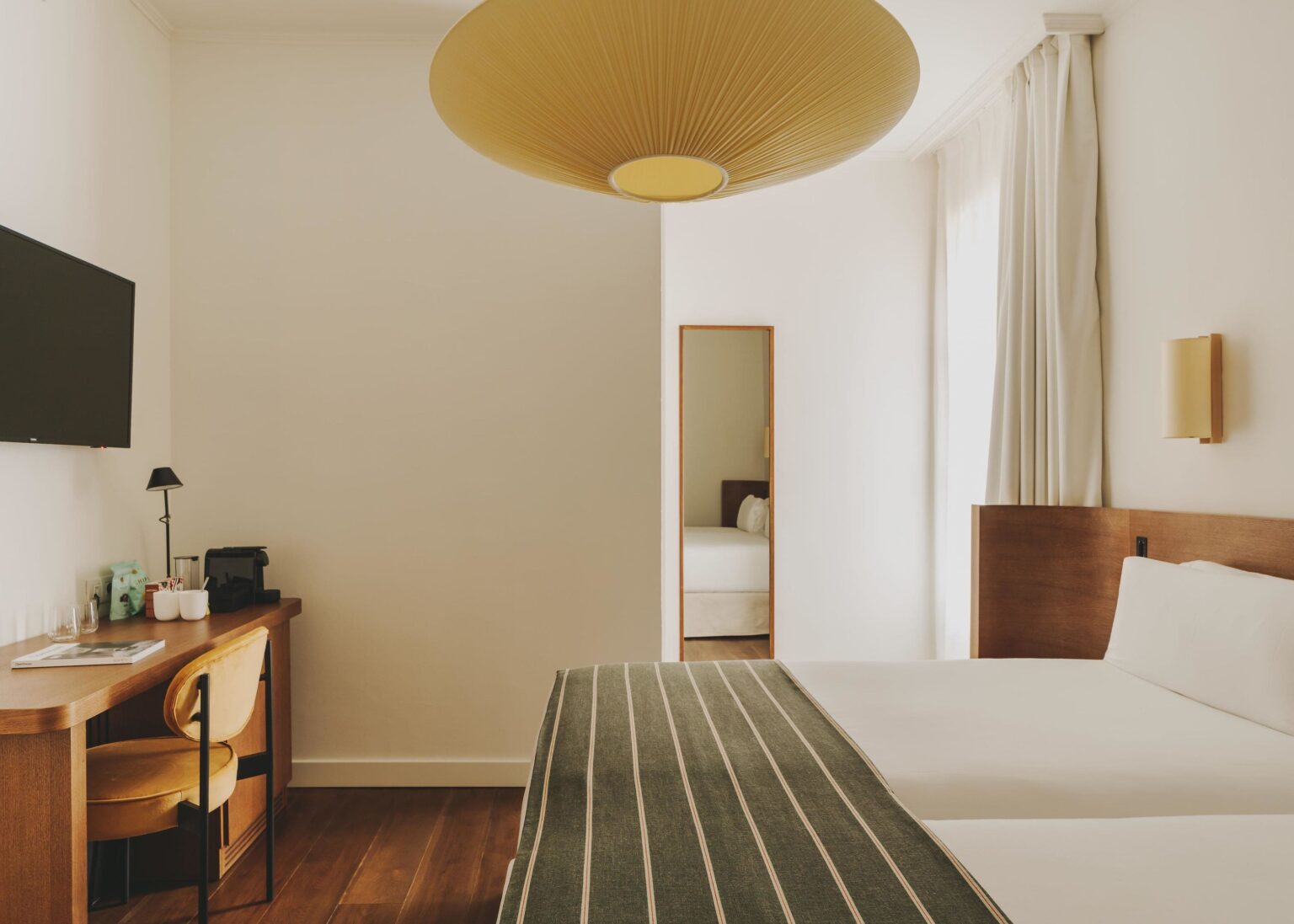 Select Green Hotels Hotel Regina room example