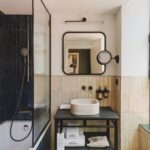 Select Green Hotels Hotel Regina Barcelona bathroom