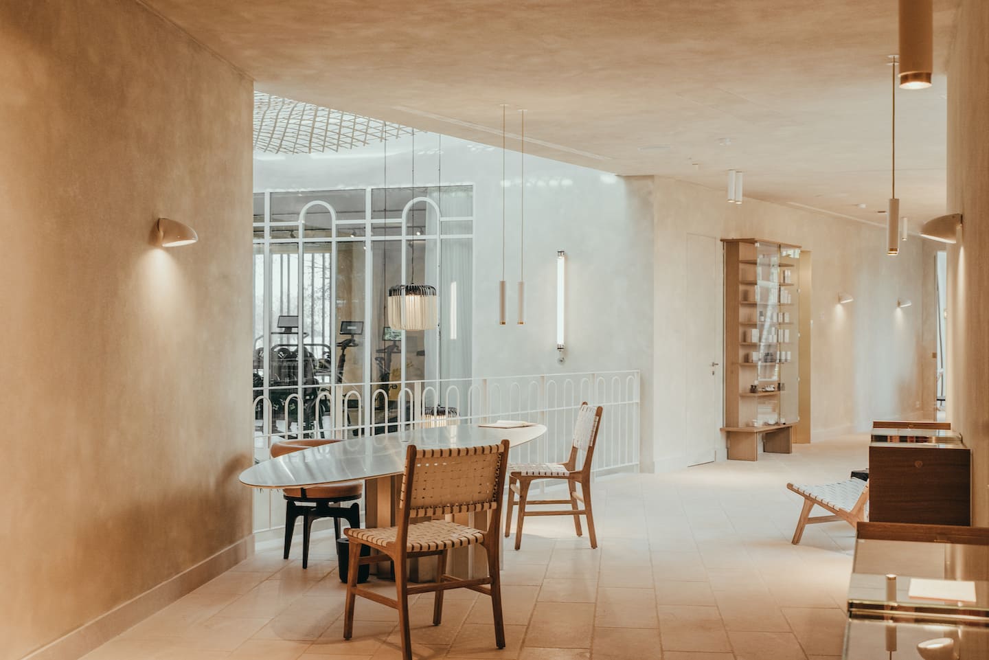 Select Green Hotels Maslina Resort Hvar Aufenthaltsräume mit Fitnessstudio im Hintergrund