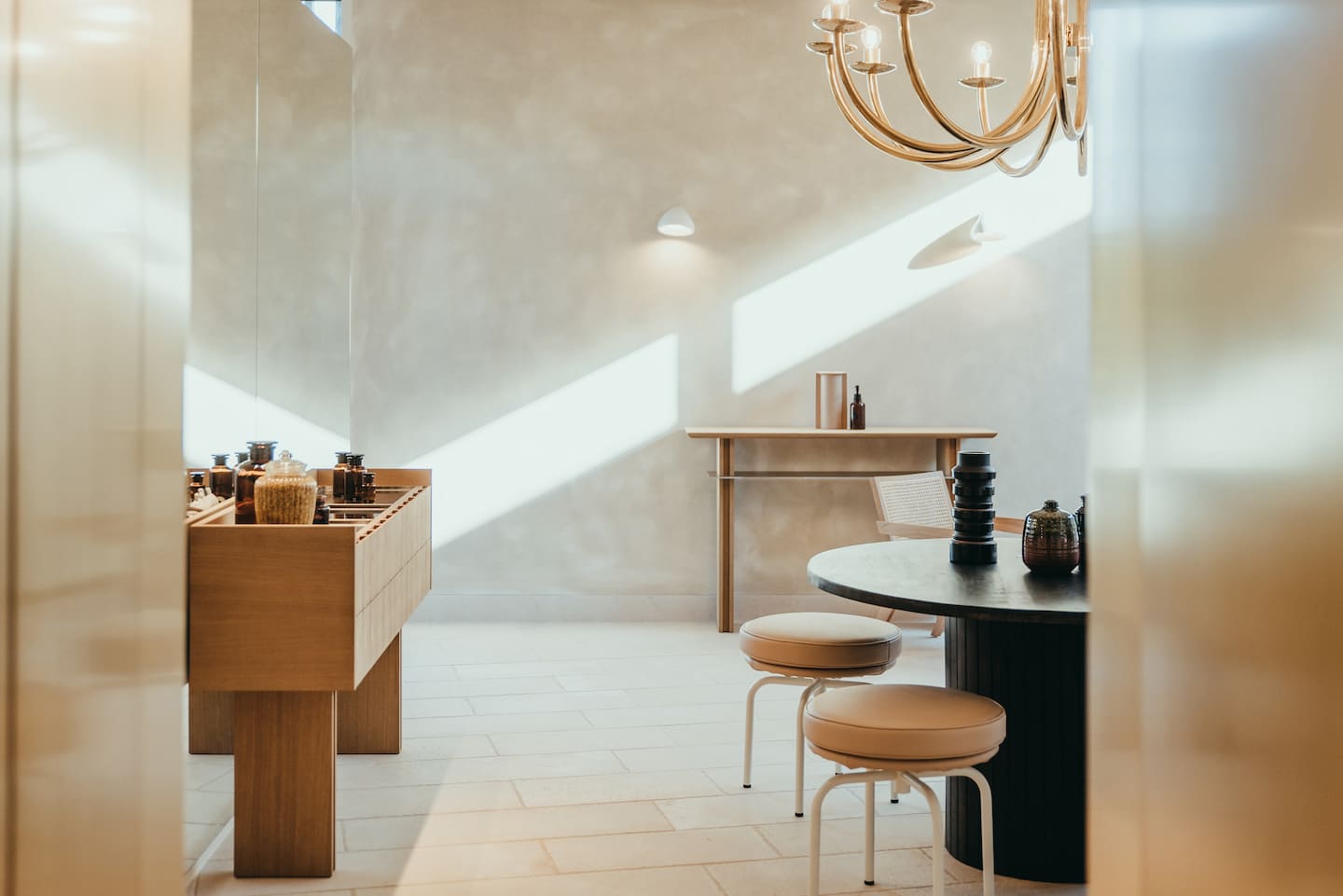 Select Green Hotels Maslina Resort Hvar Raum mit rundem Tisch