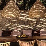 Select Green Hotels Mimi and Coco Villas Essentisch an der Terrasse