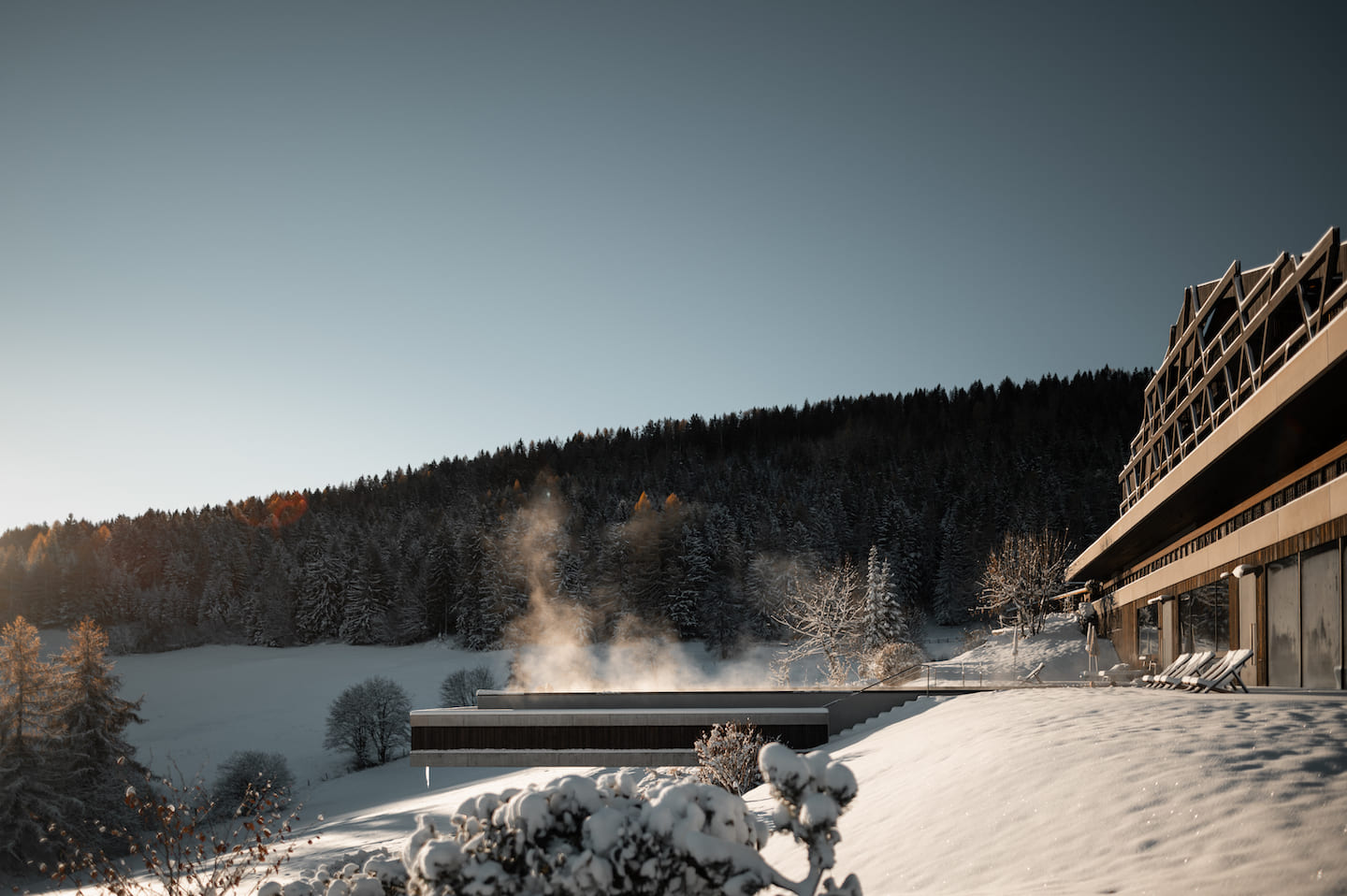 Select Green Hotels Green Luxury Hotel Pfösl Schnee und Pool