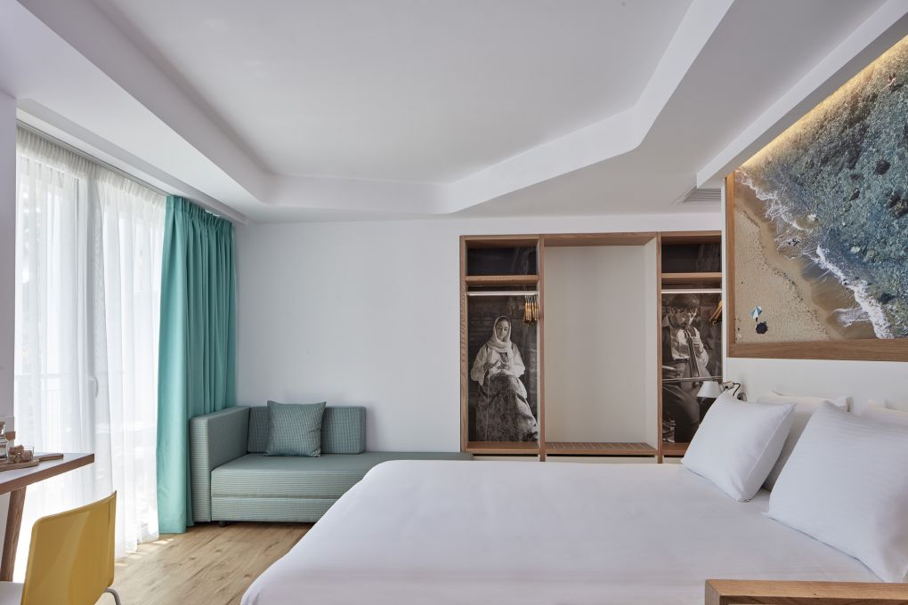 Select Green Hotels Olive Green Heraklion Zimmer mit Türkisen Gardinen