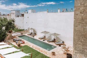 Select Green Hotels Paragon 700 Boutique Hotel & Spa garden with pool