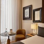 Select Green Hotels Pulitzer Barcelona city view signature Zimmer