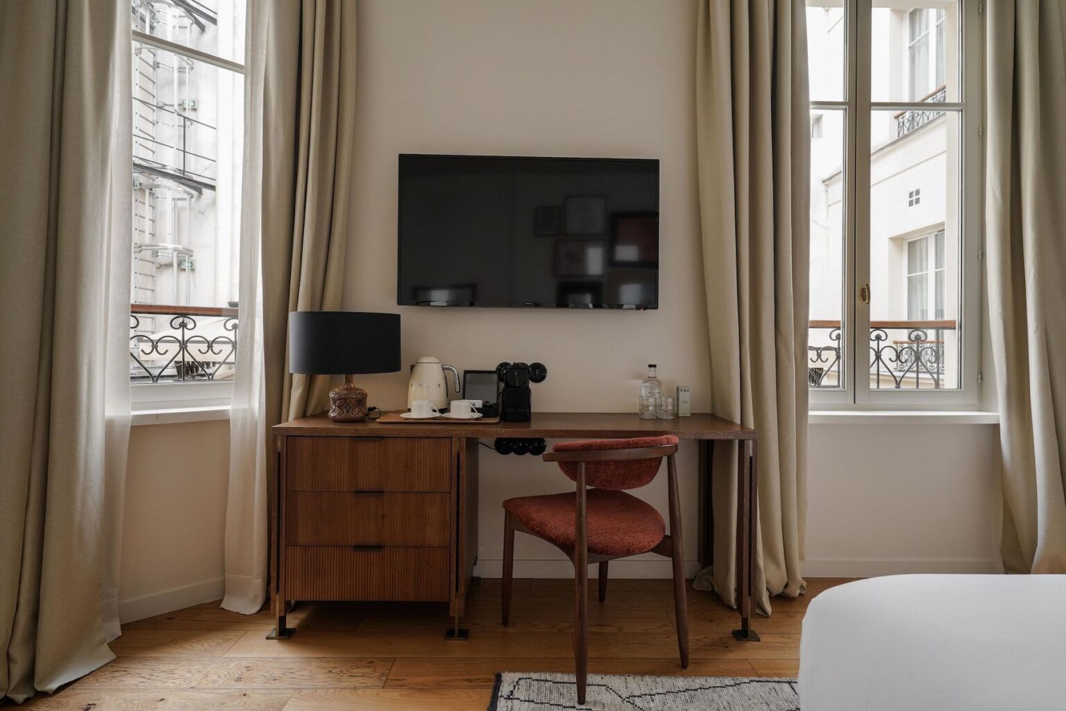 Select Green Hotels Pulitzer Paris room details