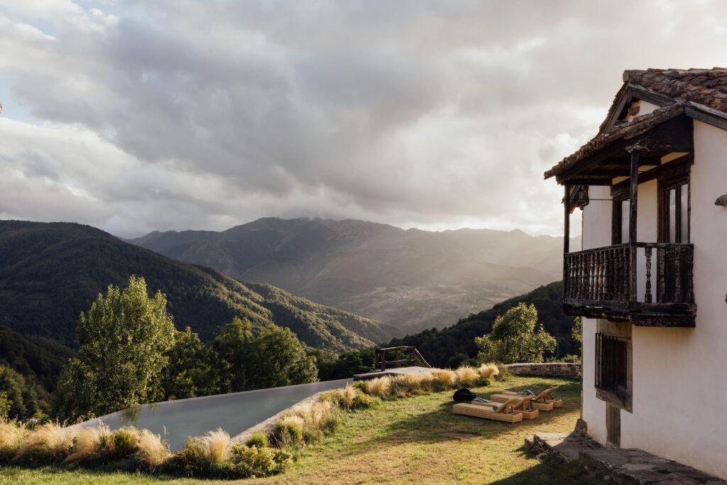 Select Green Hotels Solo Palacio views National Park and swimming pool