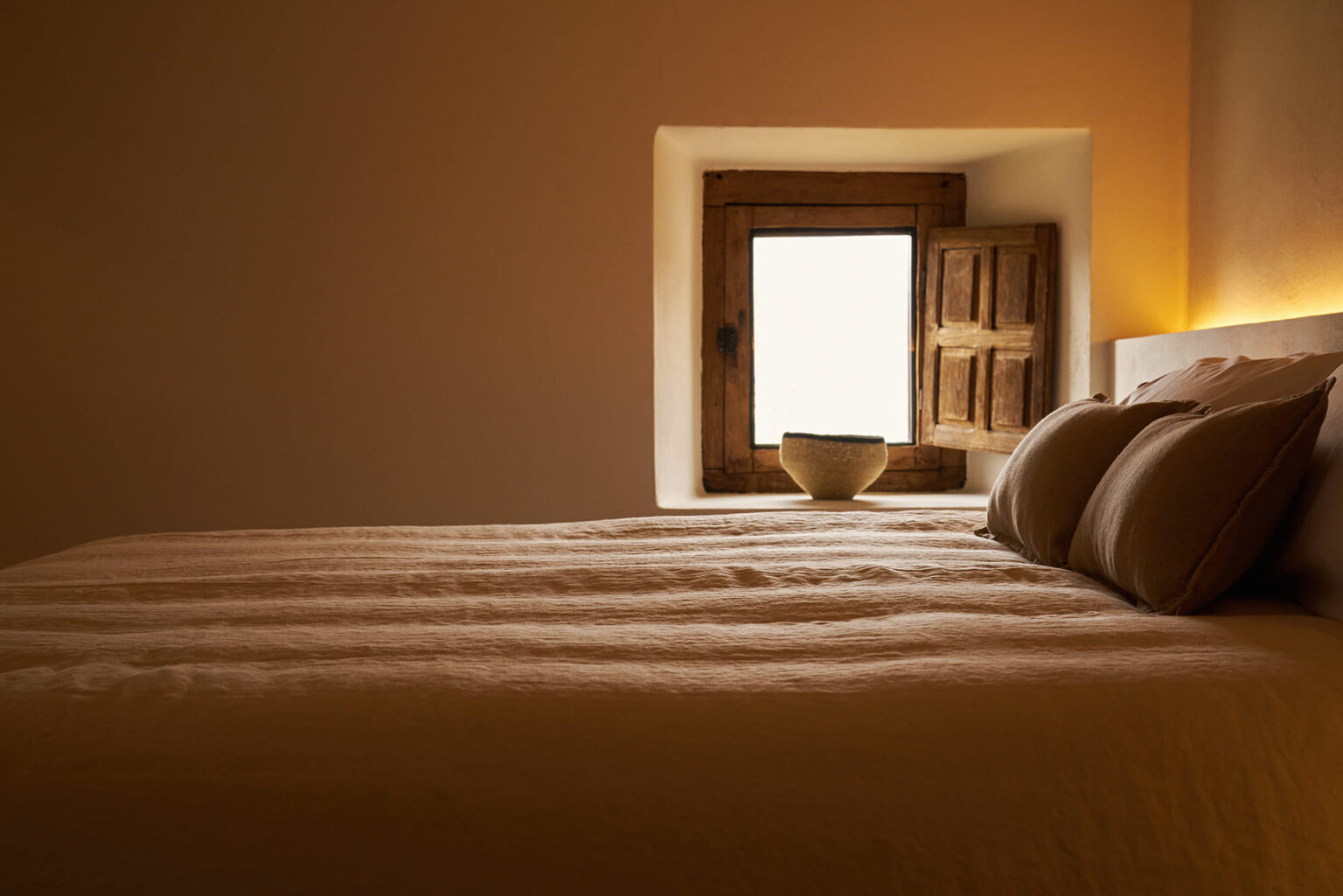 Select Green Hotels Solo Palacio Cozy bedroom details