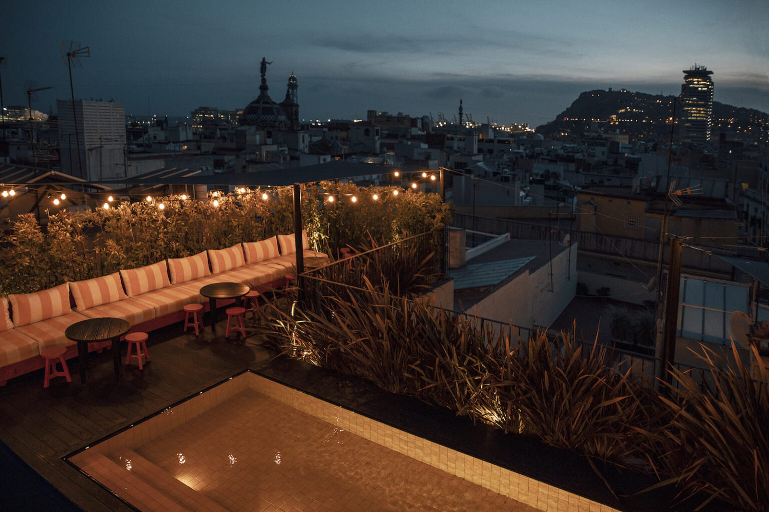 Select Green Hotels Wittmore Hotel rooftop at night and views