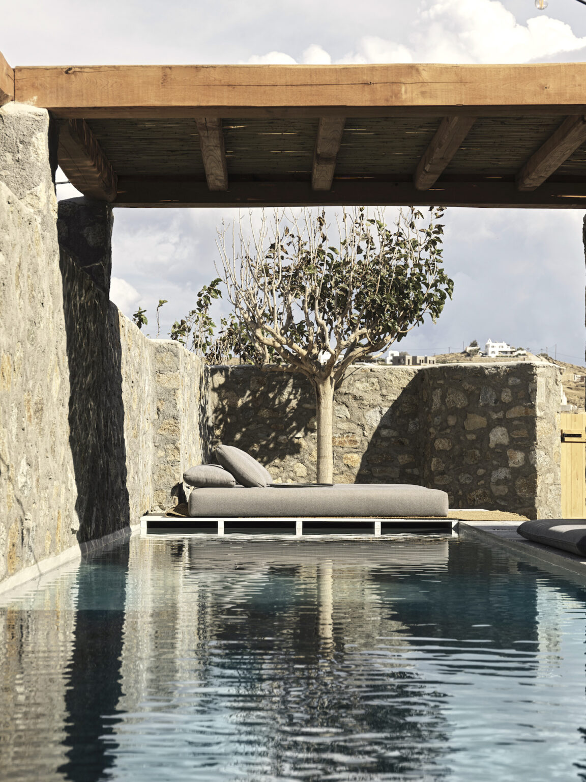 Select Green Hotels Nomad Mykonos pool
