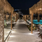 Select Green Hotels Rocabella Mykonos Terasse Abends mit Pool