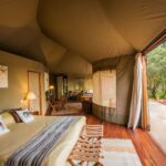 Select Green Hotels Sala's Camp - Masai Mara tent bed