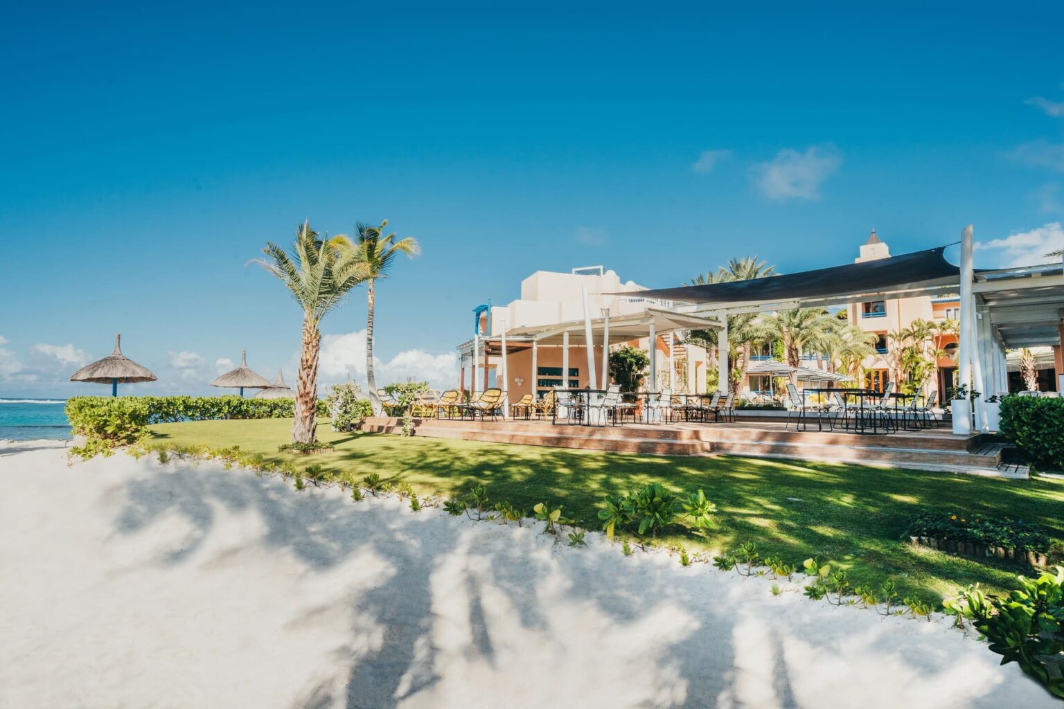 Select Green Hotels SALT of Palmar beach and bar