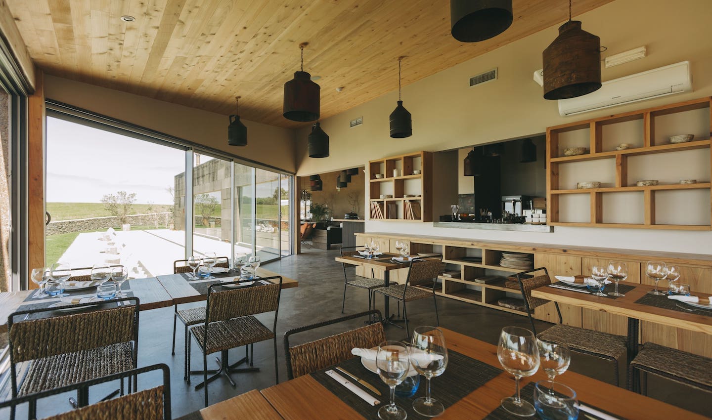 Select Green Hotels Santa Bárbara Eco-Beach Resort common areas restaurant