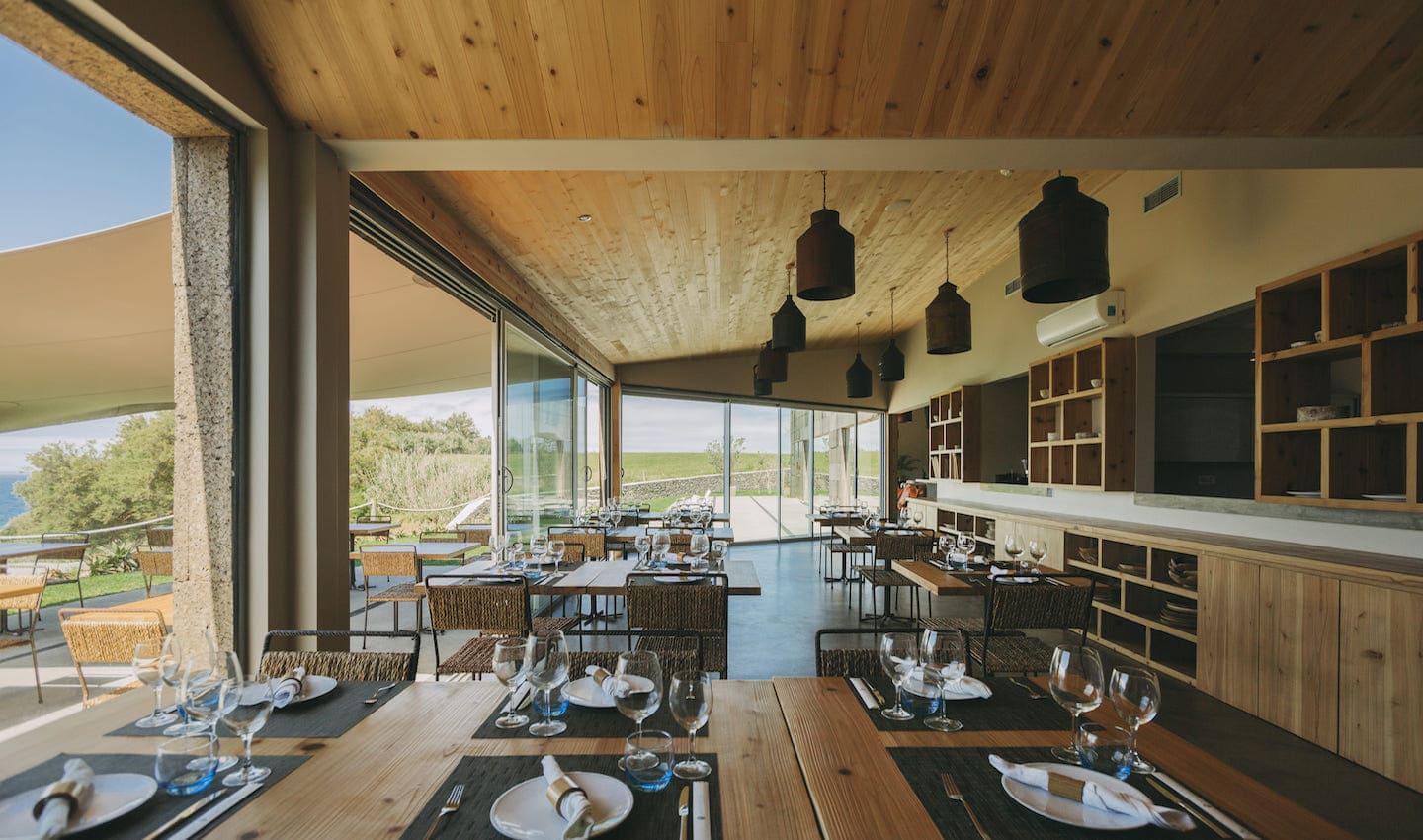 Select Green Hotels Santa Bárbara Eco-Beach Resort common areas restaurant