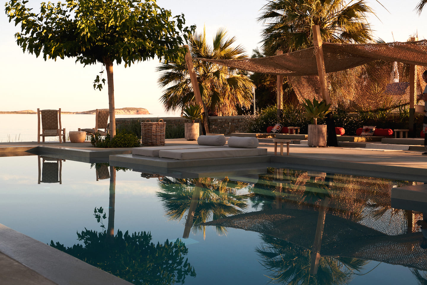 Select Green Hotels SeeSoo Adults-Only Hotel auf Paros mit pool direkt am Meer