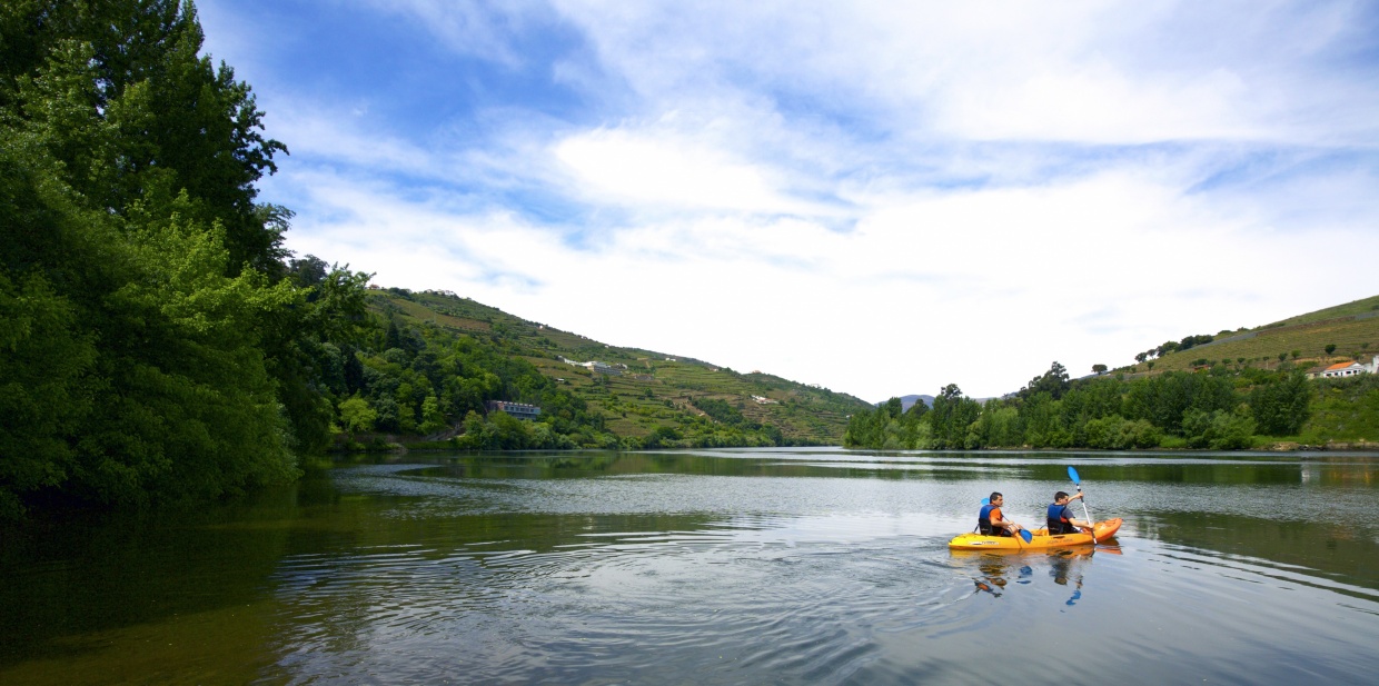 Select Green Hotels Six Senses Douro Valley kayaking