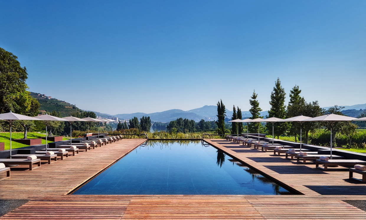 Select Green Hotels Six Senses Douro Valley swimming pool