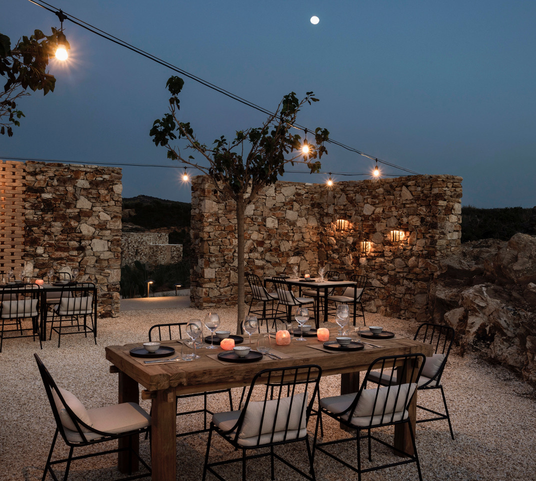 Select Green Hotels The Rooster Antiparos dining area