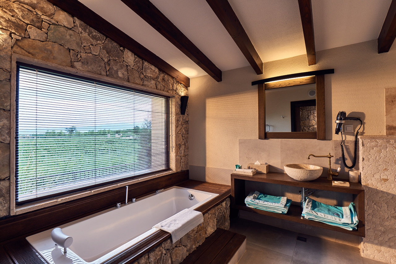 Select Green Hotels Zornitza Family Estate bathroom with views