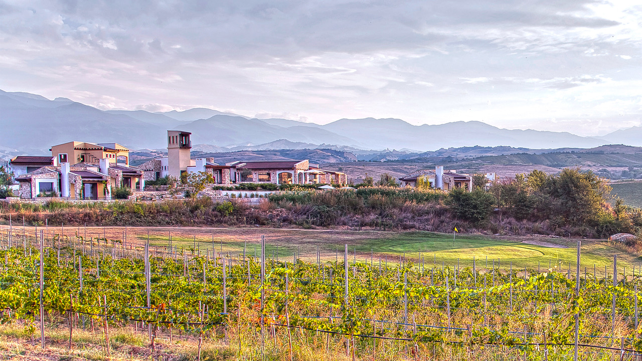 Select Green Hotels Zornitza Family Estate vineyards