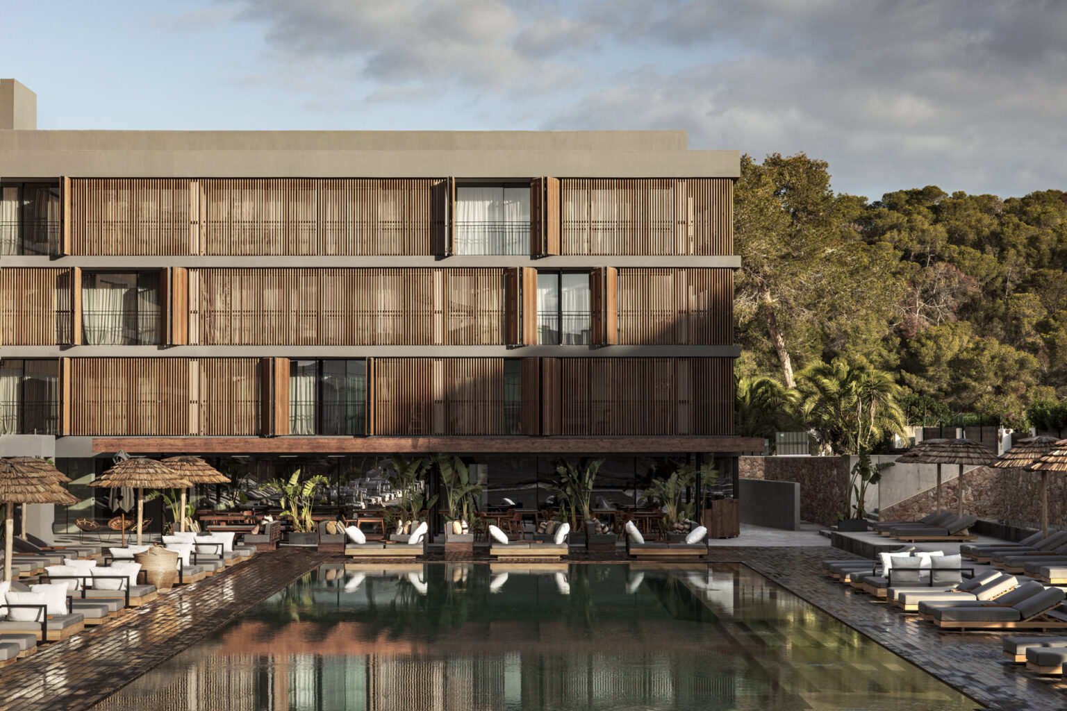 Select Green Hotels OKU Ibiza Pool