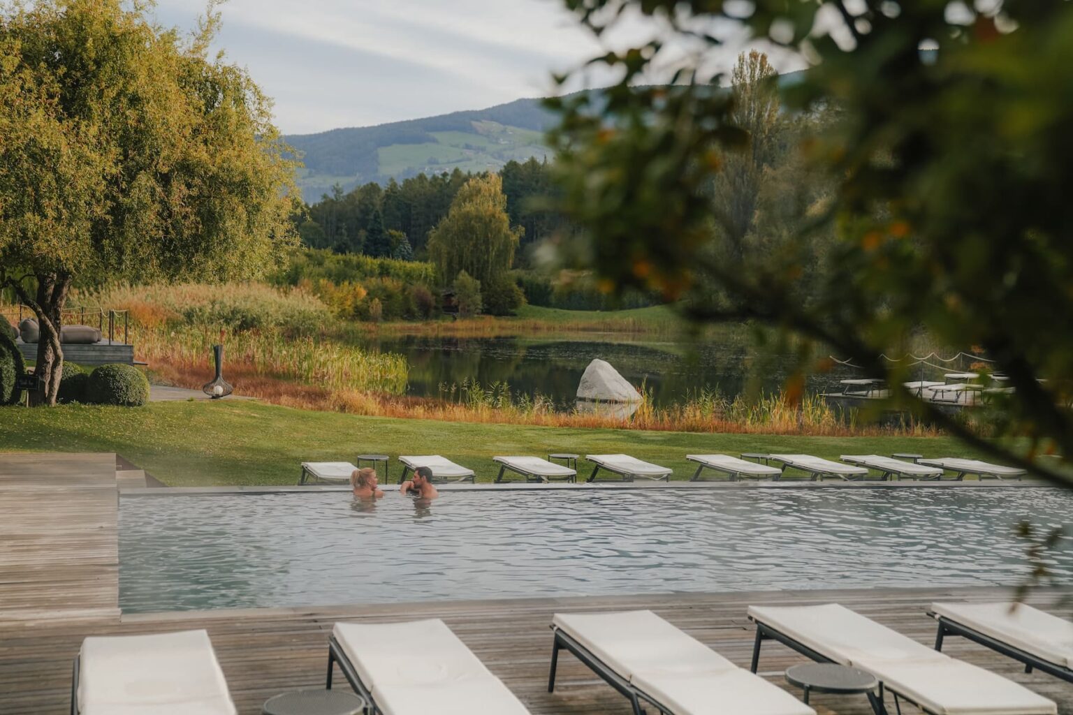 Select Green Hotels Seehof nature retreat in fall Herbst