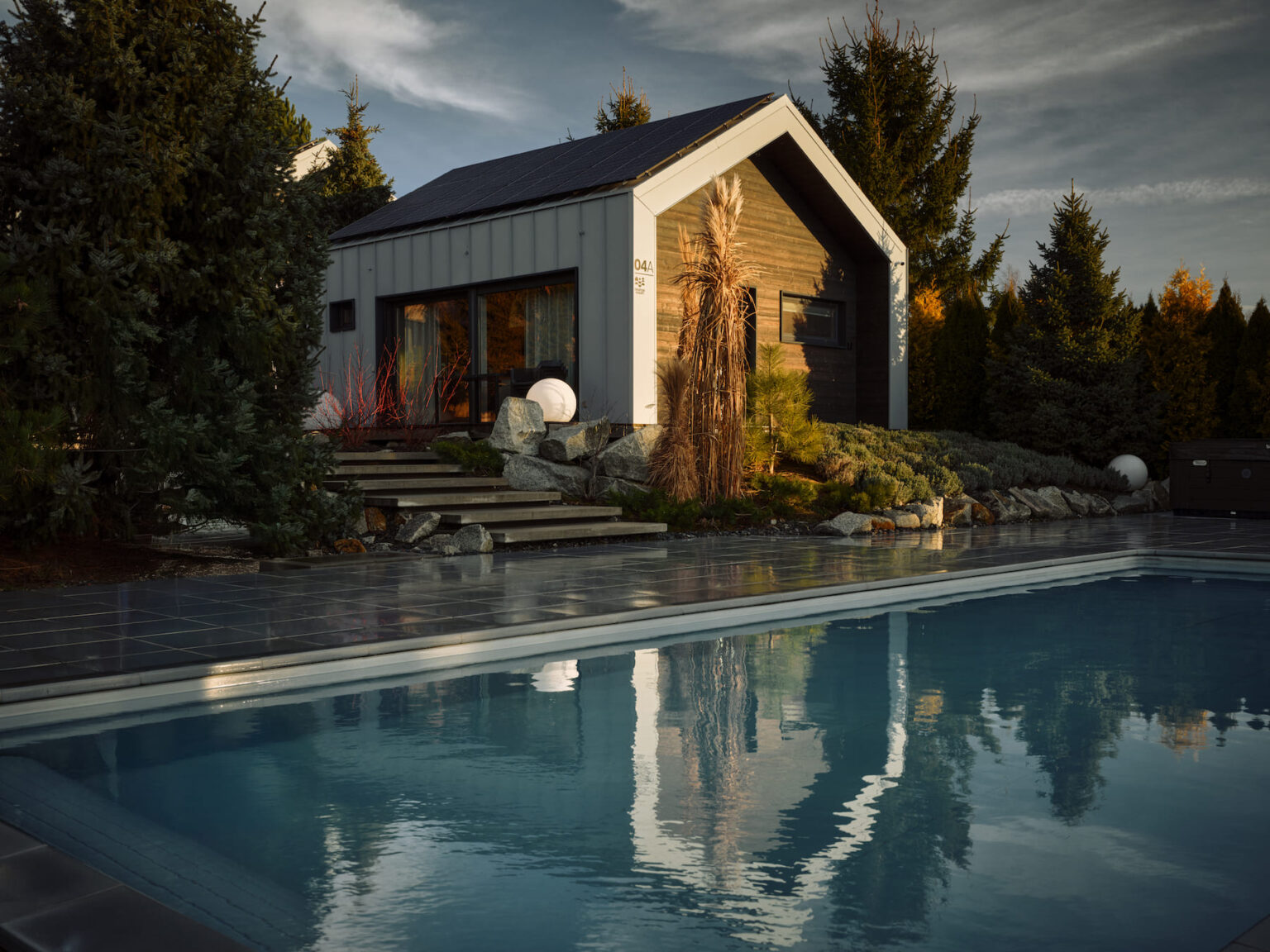 Skarpa Resort Ostsee Polen pool und Cottage