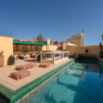 Rooftop with Pool Riad le Farnatchi