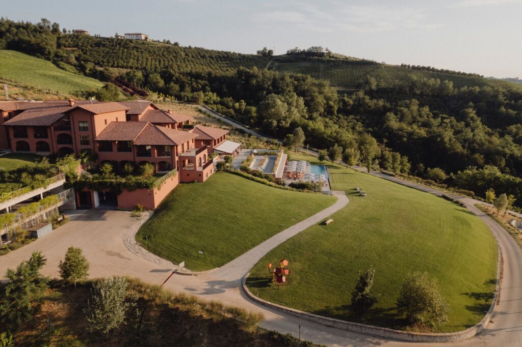Select Green Hotels Casa di Langa exterior view